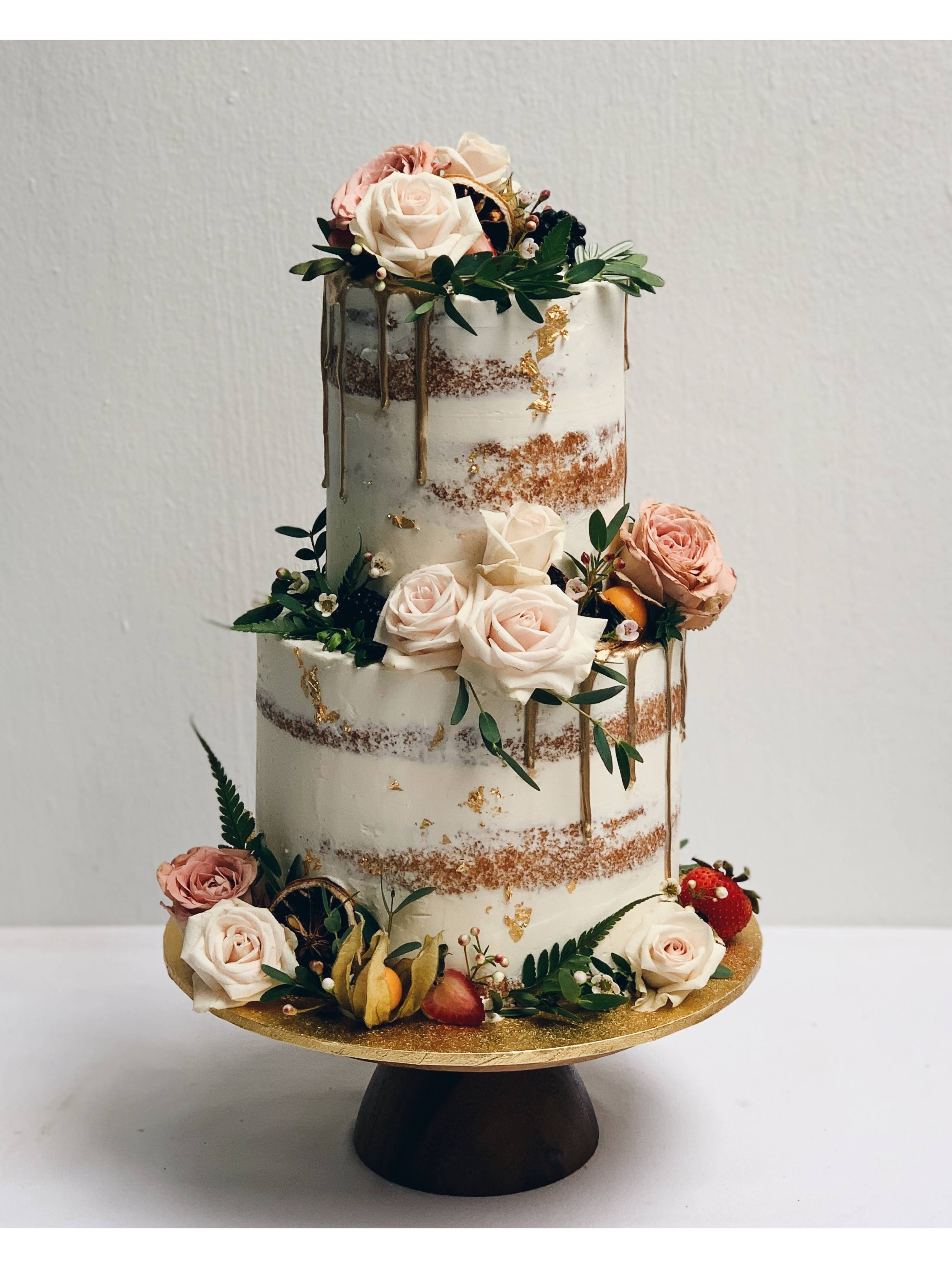 F41. Gold Drips Rustic Floral Cake