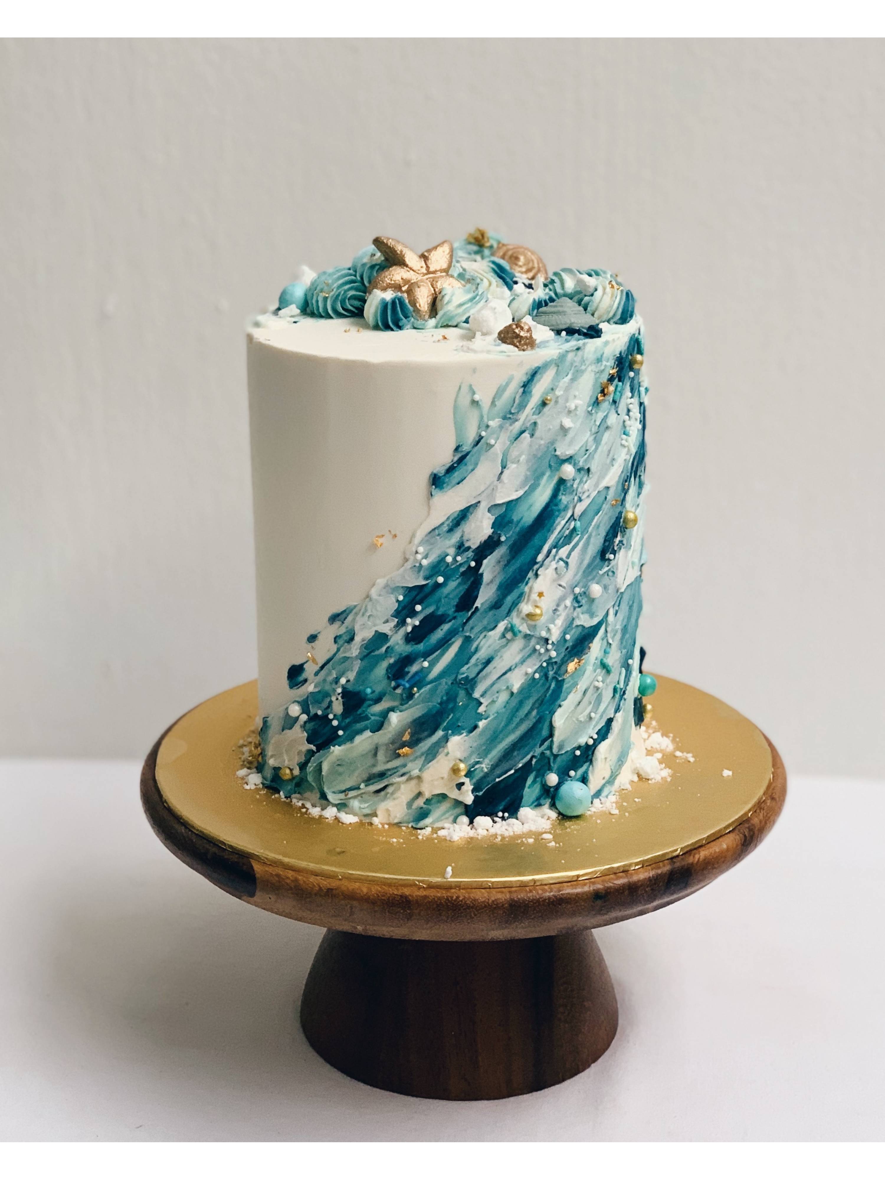 M6. Abstract Waves Cake