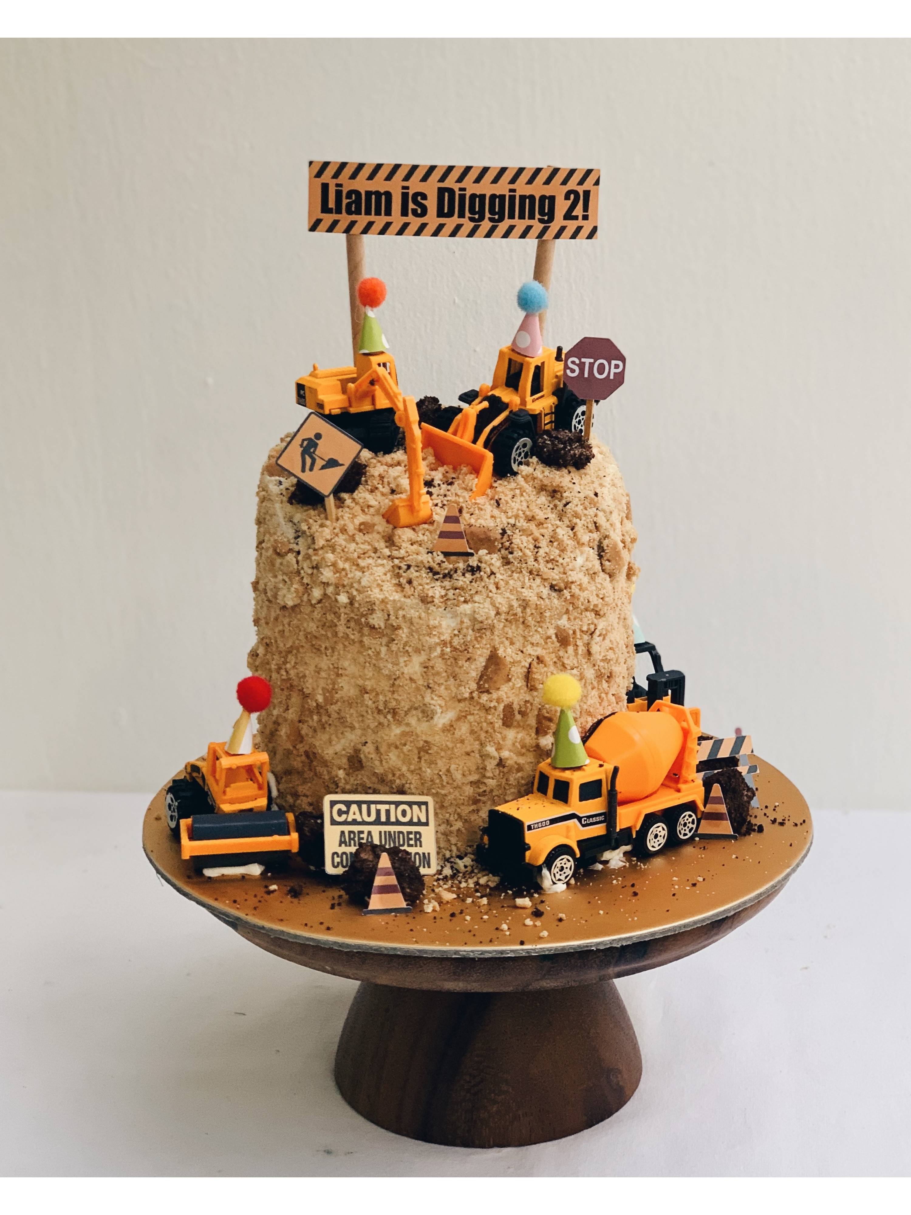 V2. Construction Cake