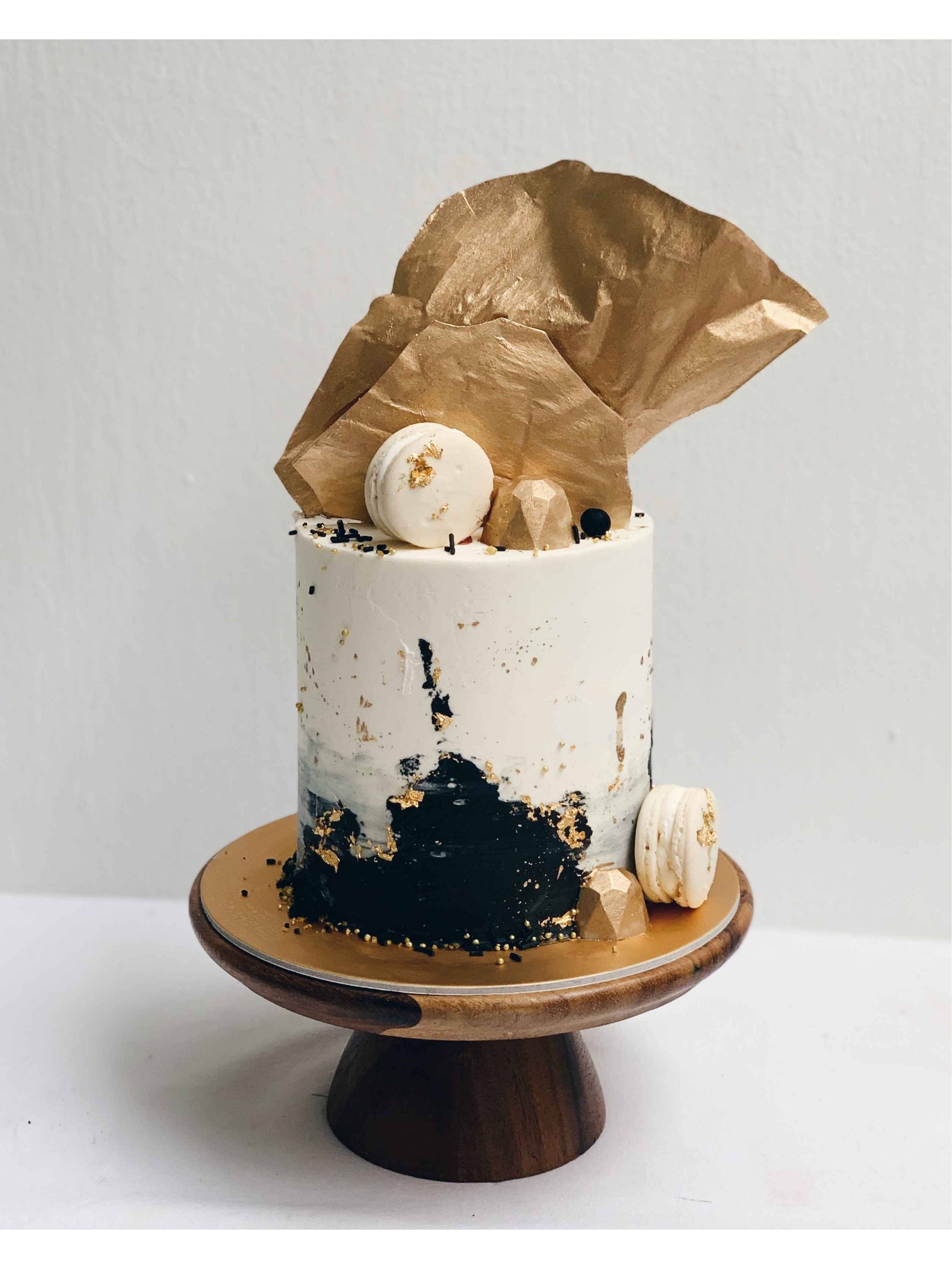 Elegant Cake Singapore | Black Jewel Cake | Sarah’s Loft