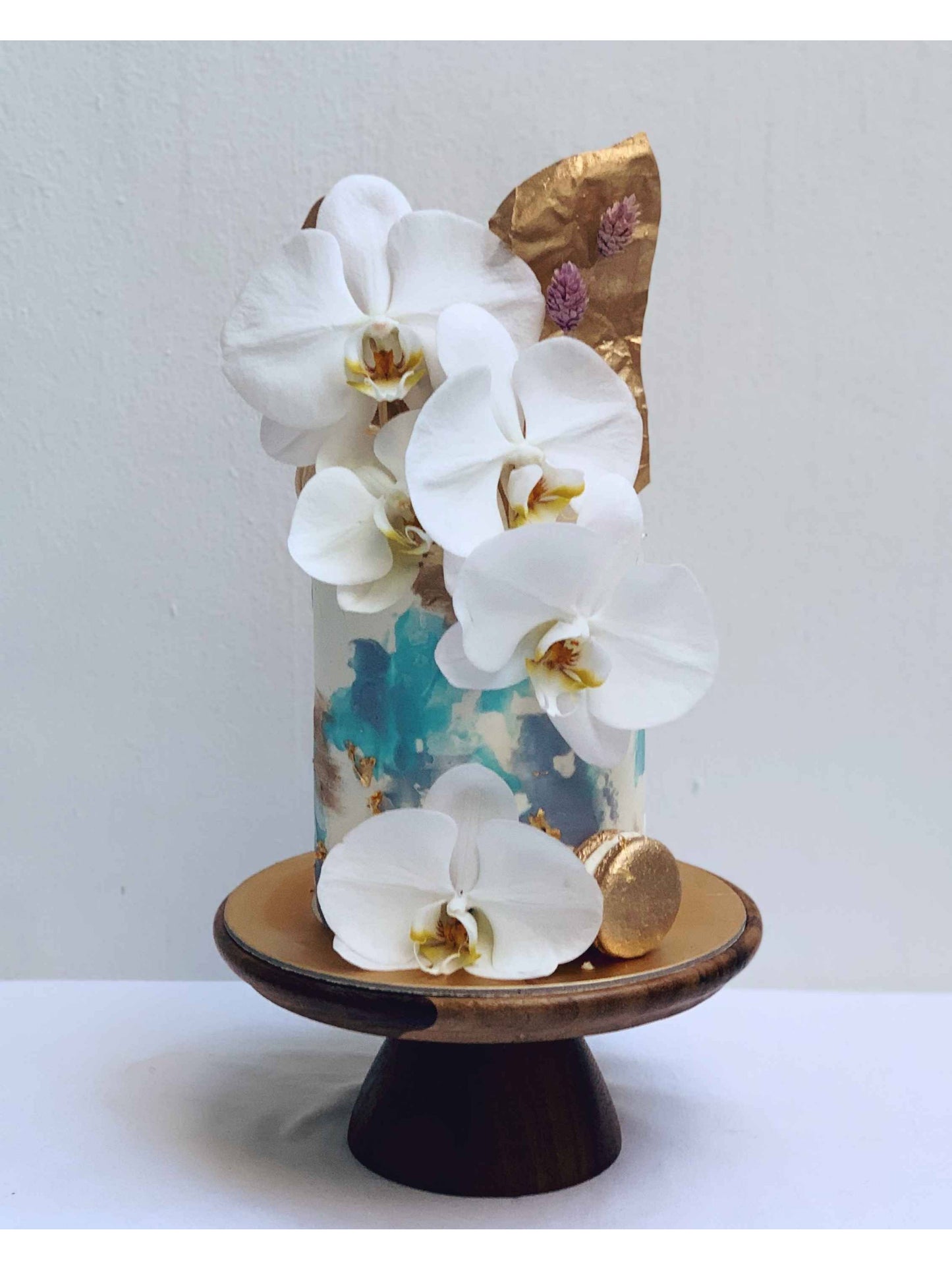 Floral Cake Singapore | Dusty Blue Orchid Floral Cake | Sarah’s Loft