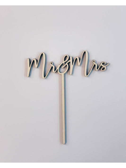 "Mr&Mrs" Wooden Topper
